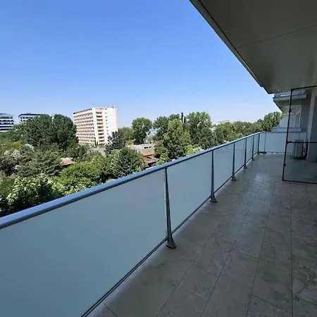 Apartment Apartament Caelia Done *