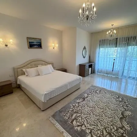 Apartament Caelia Done Apartment