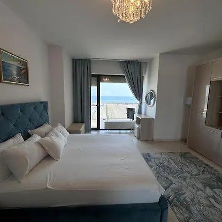 Apartament Caelia Done Apartment