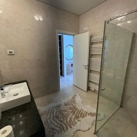Apartment Apartament Caelia Done *